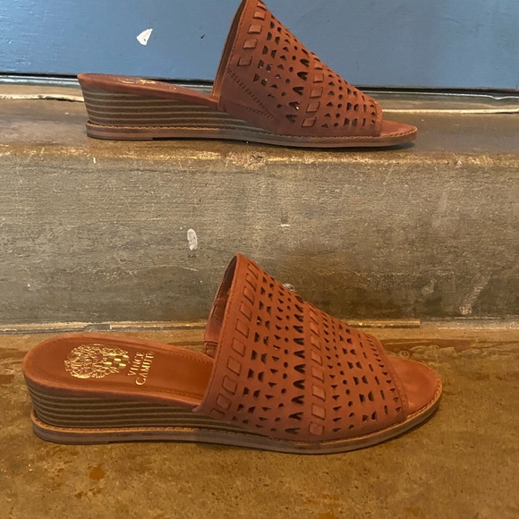 Vince Camuto leather wedge slide sandal - Picture 2 of 8